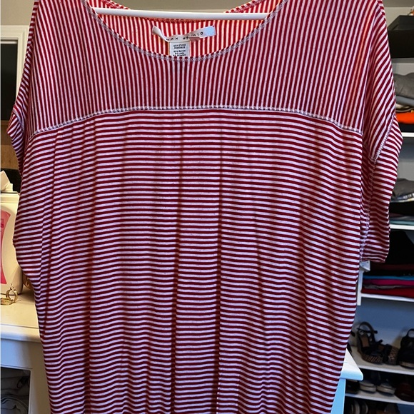 Ladies Top - Picture 3 of 3